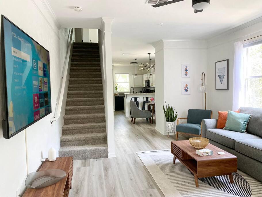 Sanctuary Gainesville Bright 2 Bedroom King Condo Luaran gambar