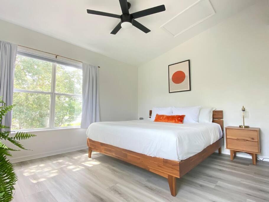 Sanctuary Gainesville Bright 2 Bedroom King Condo Luaran gambar
