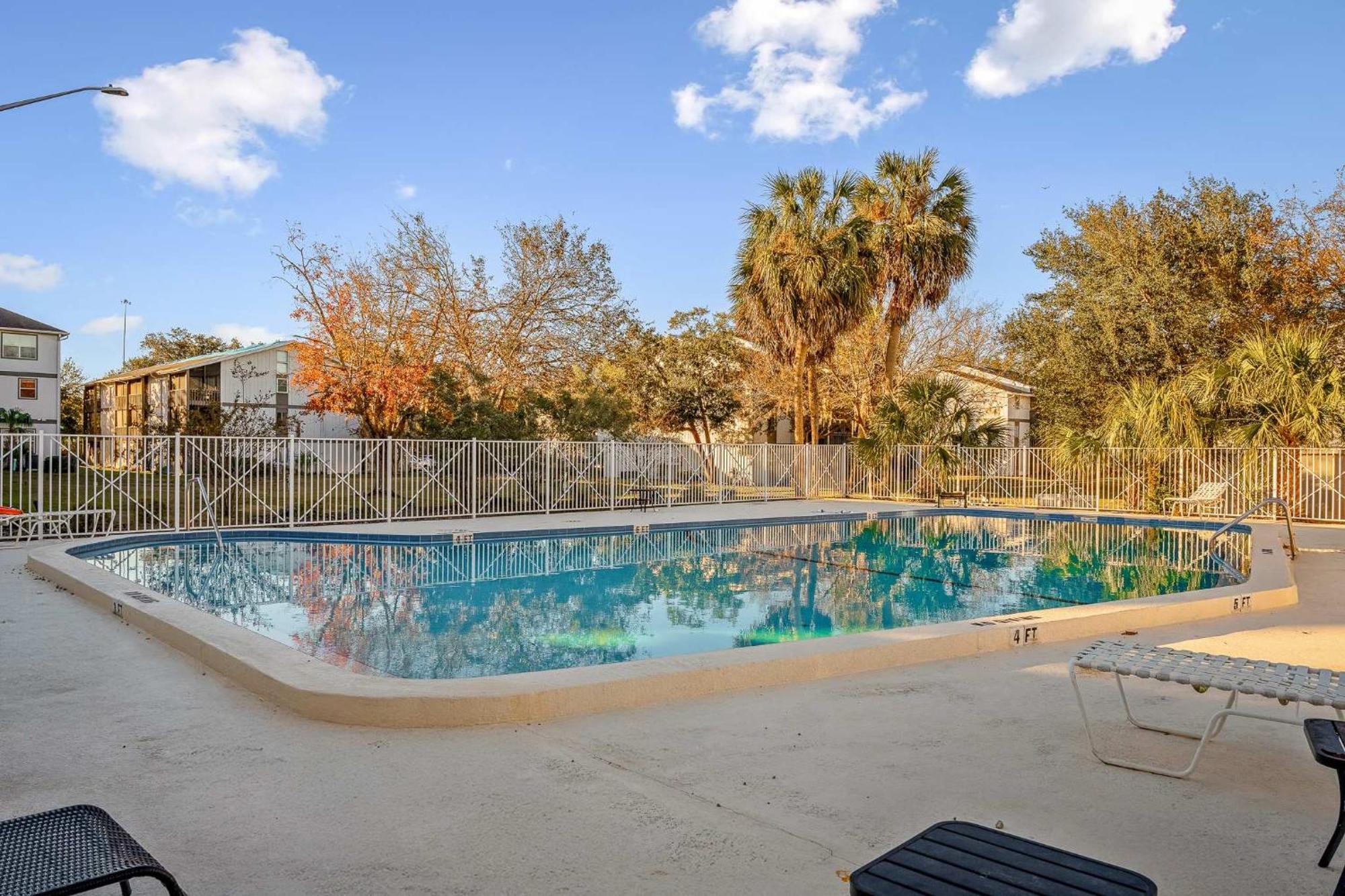 Sanctuary Gainesville Bright 2 Bedroom King Condo Luaran gambar